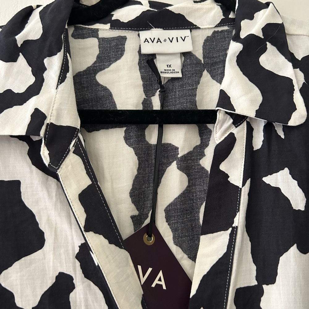 Black and white print button down dress